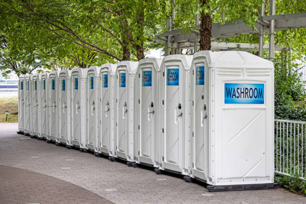 Portable bathroom rental in Grand Ledge, MI